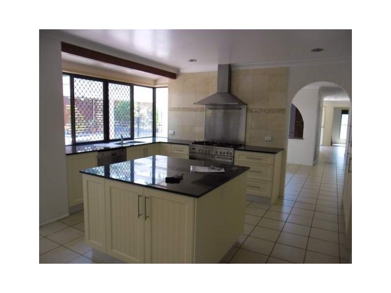 3 Christine Court, Mooloolaba QLD 4557