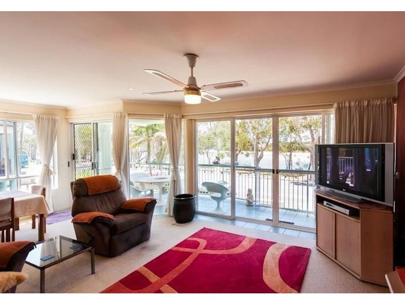 Unit 6 / 35 Bradman Avenue, Maroochydore QLD 4558