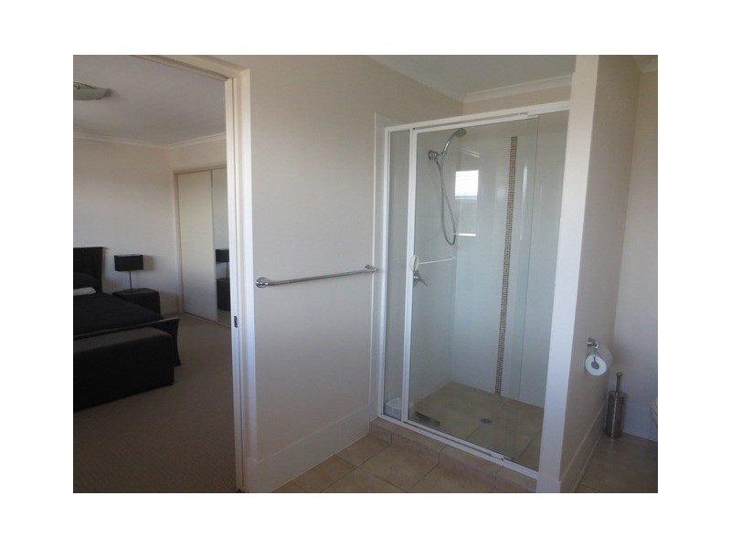 1/4 Ridge Rd, Maroochydore QLD 4558