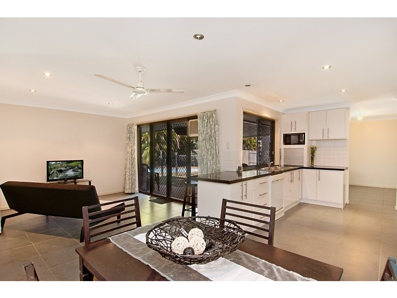 3 Candlewood Close, Mooloolaba QLD 4557