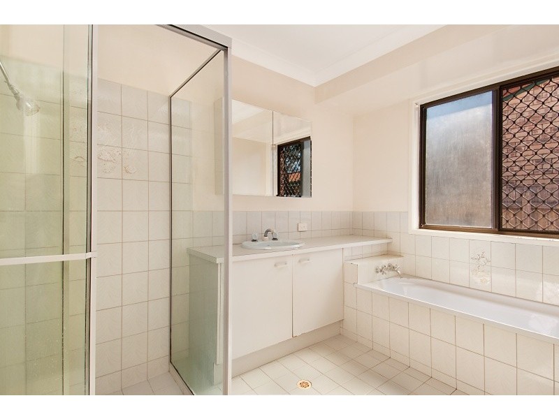 3 Candlewood Close, Mooloolaba QLD 4557