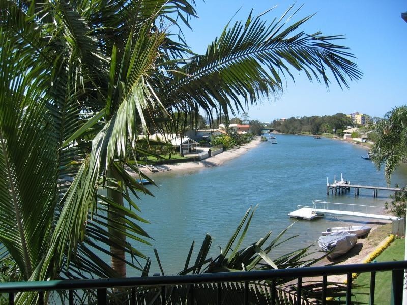 6/8 Broadmeadows Road, Maroochydore QLD 4558