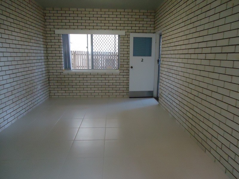 2/19 Boolarong Crescent, Alexandra Headland QLD 4572