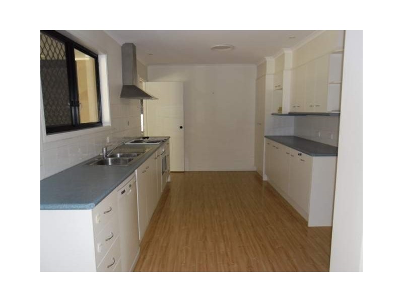 15 Dalpura Street, Buddina QLD 4575