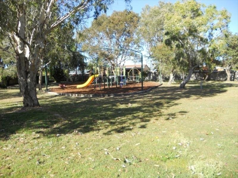 8 Peacock Crescent, Bokarina QLD 4575