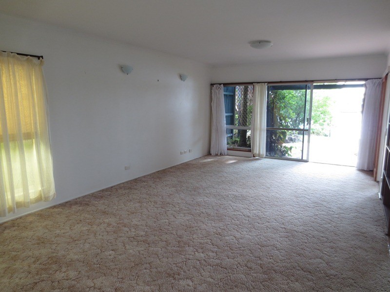 17 Elanora Avenue, Mooloolaba QLD 4557