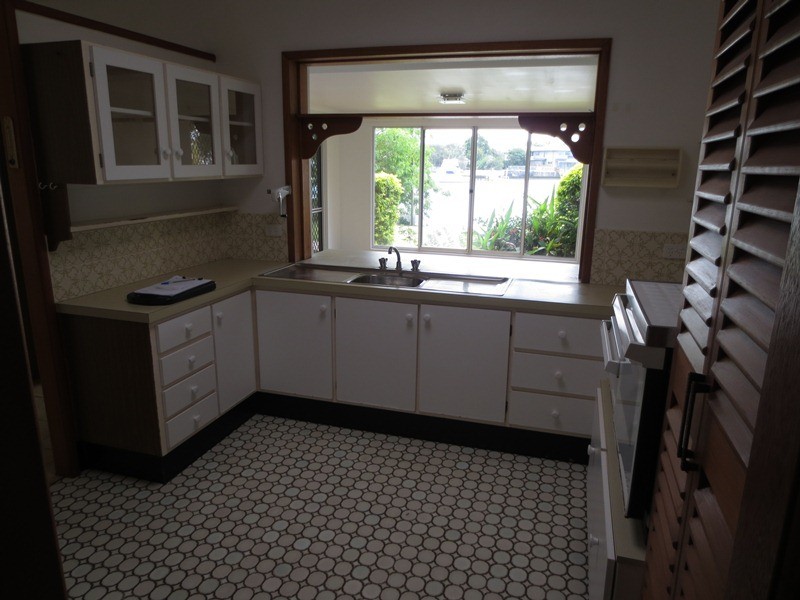 17 Elanora Avenue, Mooloolaba QLD 4557