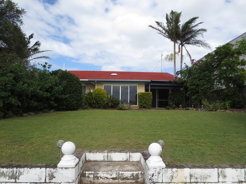 17 Elanora Avenue, Mooloolaba QLD 4557