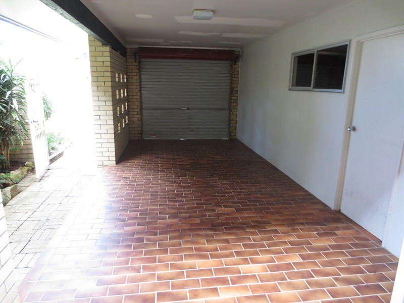 17 Elanora Avenue, Mooloolaba QLD 4557