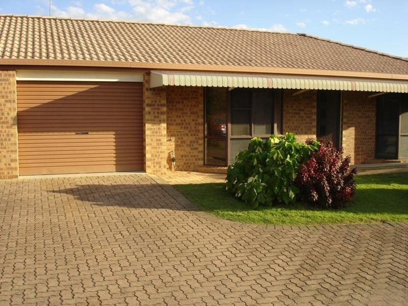 10 Melody Court, Warana QLD 4575