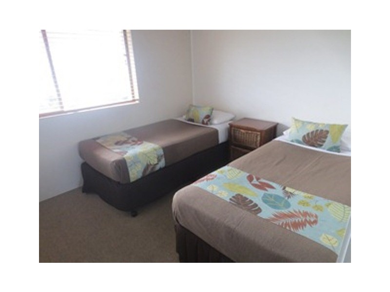 23/2 Meta St, Mooloolaba QLD 4557