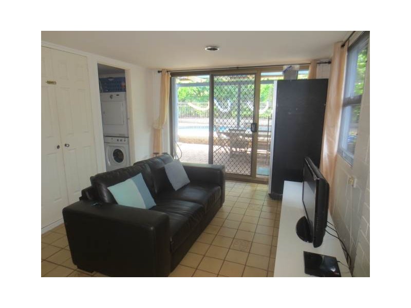 21 Palm Drive, Mooloolaba QLD 4557