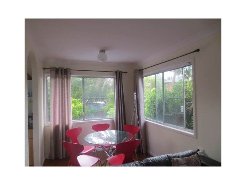 21 Palm Drive, Mooloolaba QLD 4557