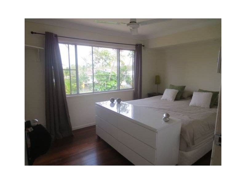 21 Palm Drive, Mooloolaba QLD 4557