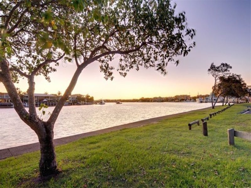 93 Parkyn Parade, Mooloolaba QLD 4557