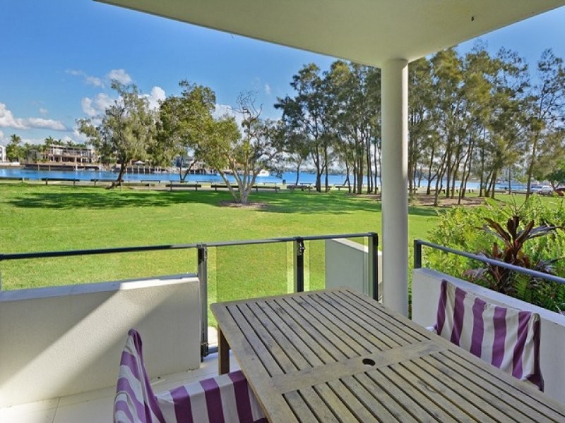 93 Parkyn Parade, Mooloolaba QLD 4557