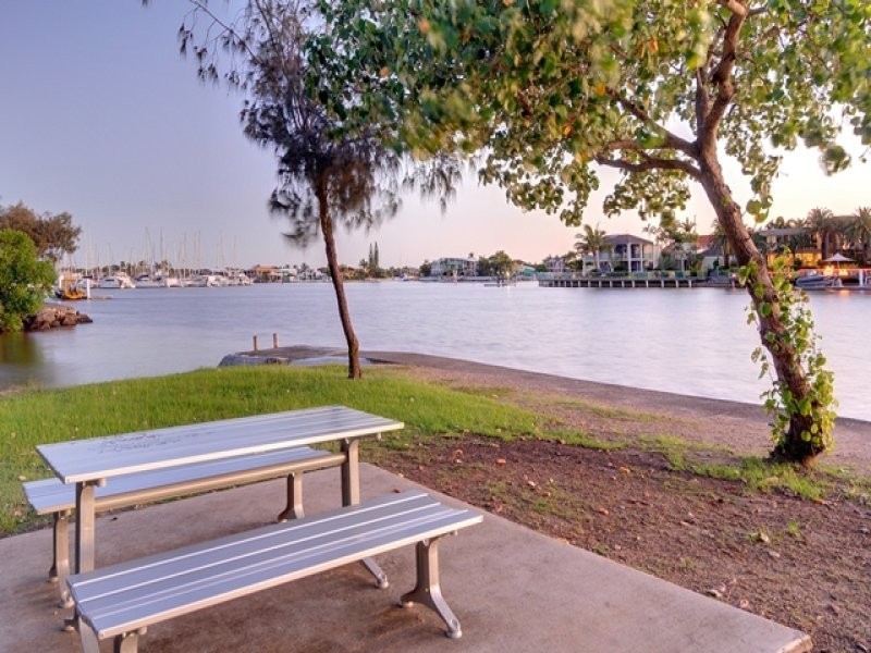 93 Parkyn Parade, Mooloolaba QLD 4557