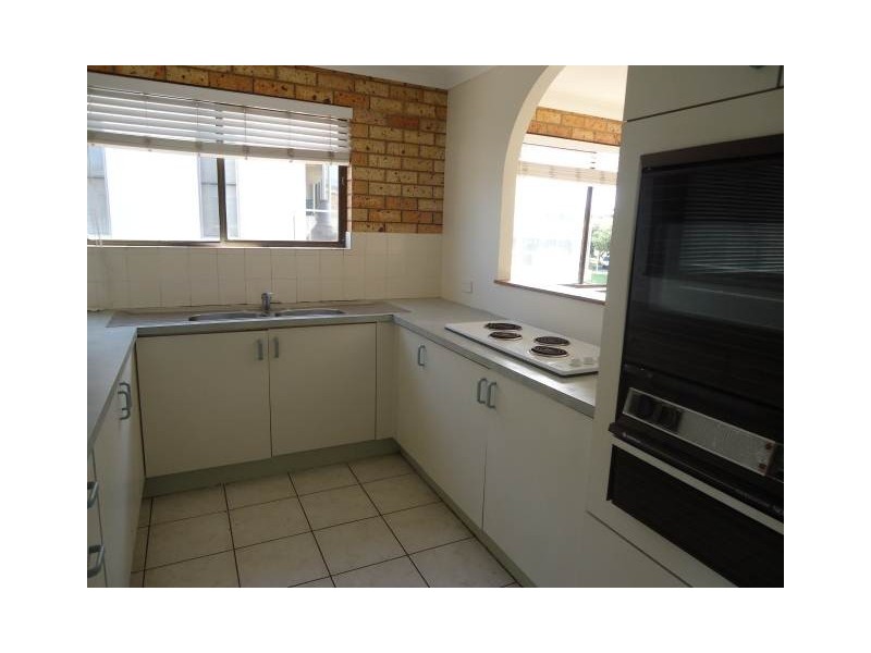 2/108 Pacific Boulevard, Buddina QLD 4575