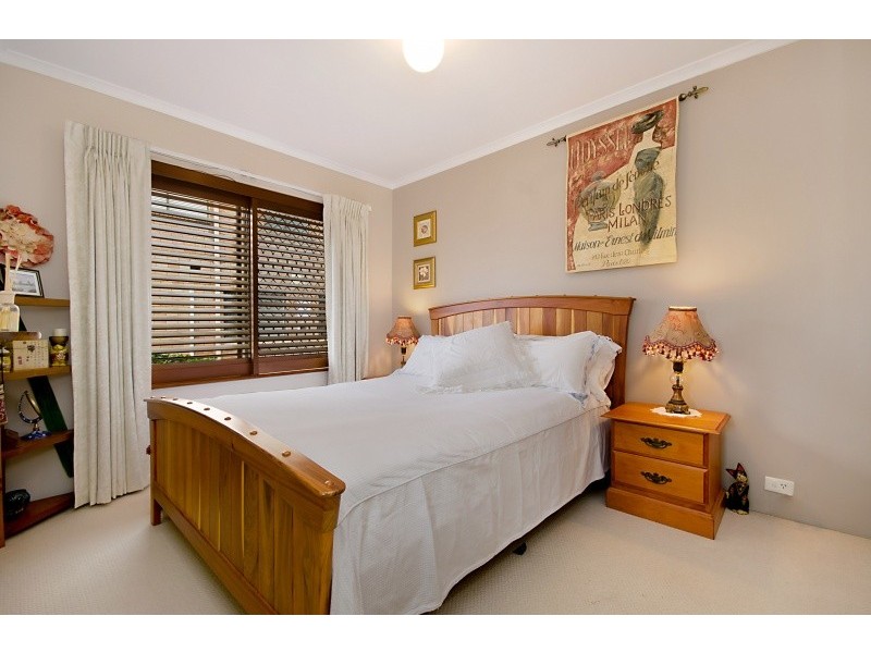 2/11 Carinya St, Mooloolaba QLD 4557