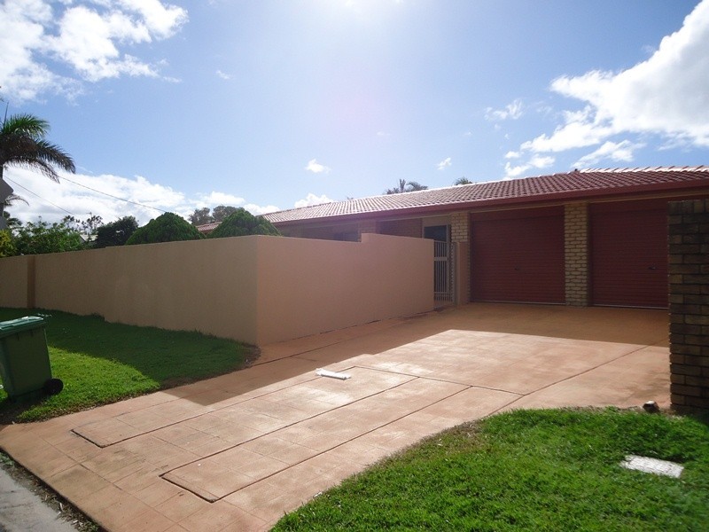 134 Oceanic Drive, Warana QLD 4575