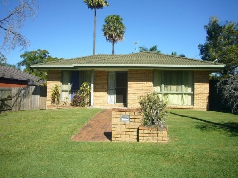 2 Jacaranda Drive, Mooloolaba QLD 4557