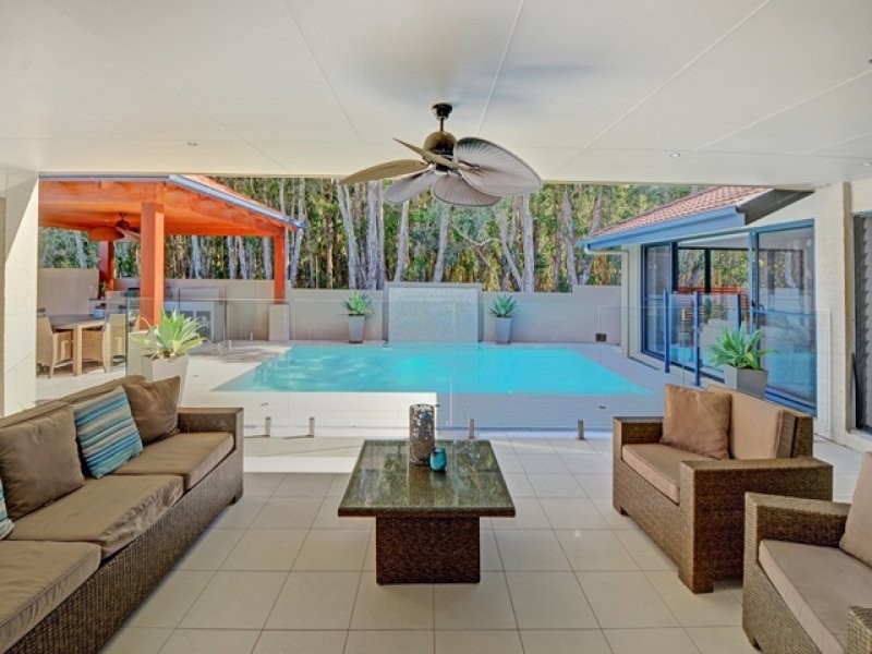 130 Goonawarra Drive, Mooloolaba QLD 4557