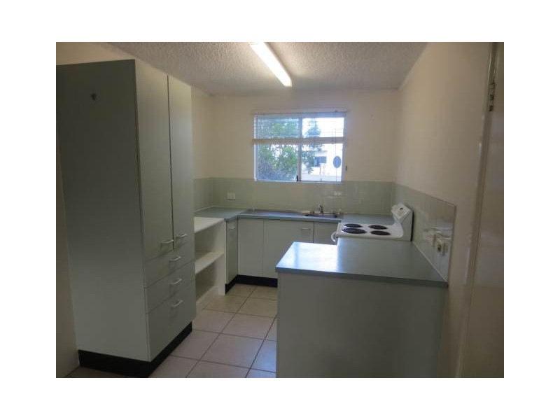 2/7 Corowa Court, Mooloolaba QLD 4557