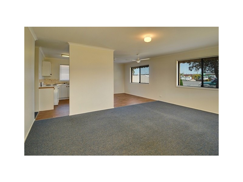291 Nicklin Way, Warana QLD 4575