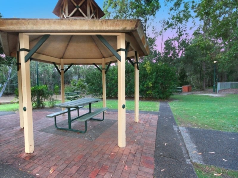 22 Glenfields Boulevard, Mountain Creek QLD 4557
