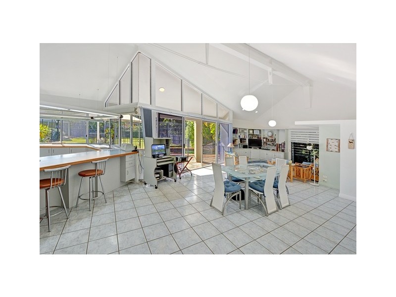 27 Candlewood Close, Mooloolaba QLD 4557