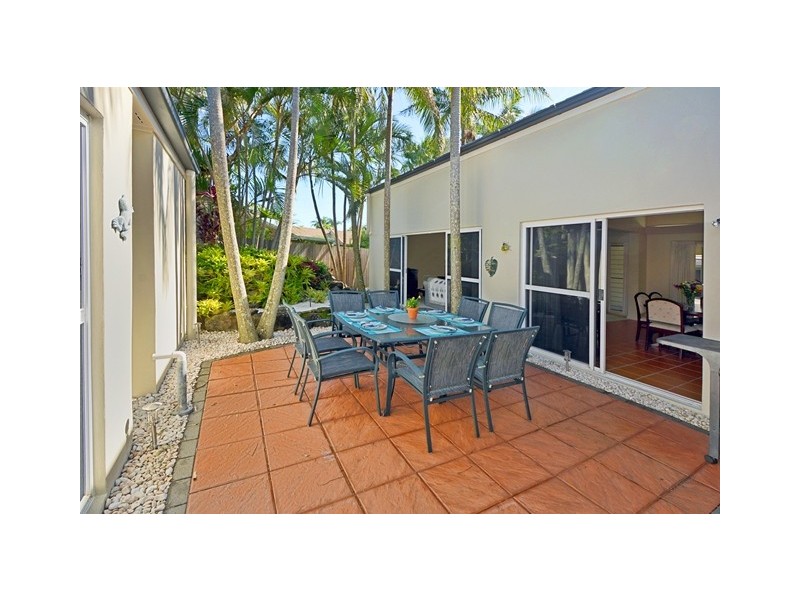 27 Candlewood Close, Mooloolaba QLD 4557