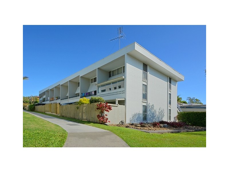 Unit 5 ‘Karaminka’ 11-13 Juan Street, Alexandra Headland QLD 4572