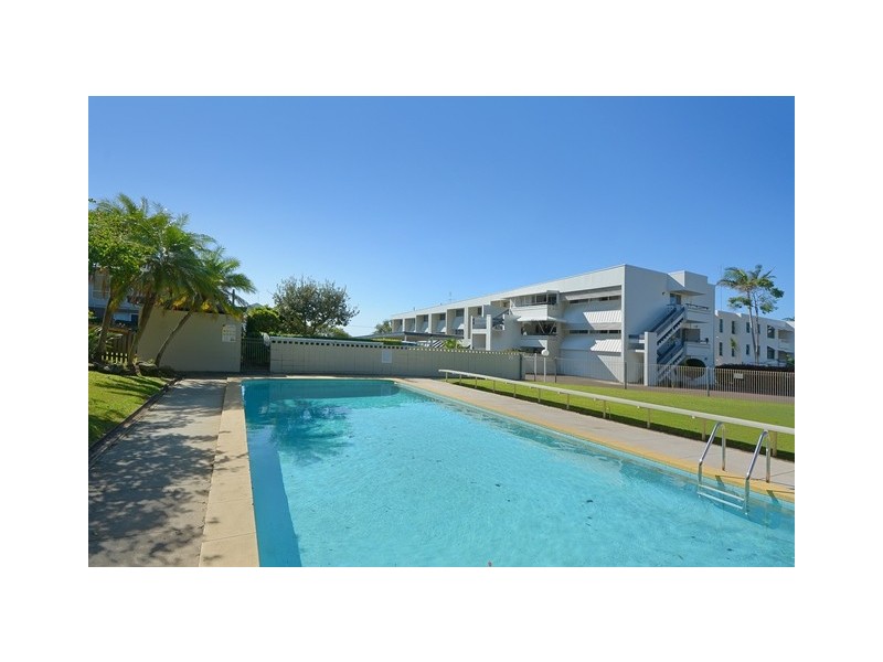 Unit 5 ‘Karaminka’ 11-13 Juan Street, Alexandra Headland QLD 4572