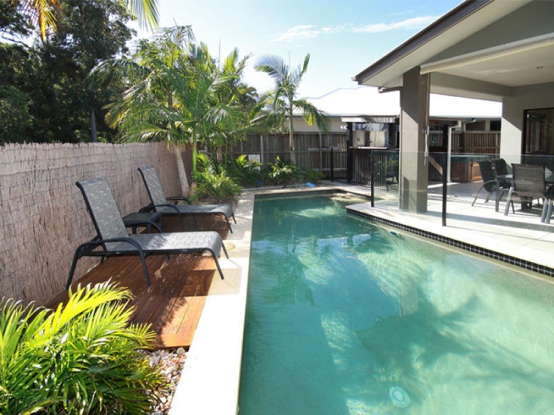 16 Sauger Crt, Mountain Creek QLD 4557