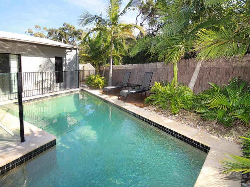 16 Sauger Crt, Mountain Creek QLD 4557