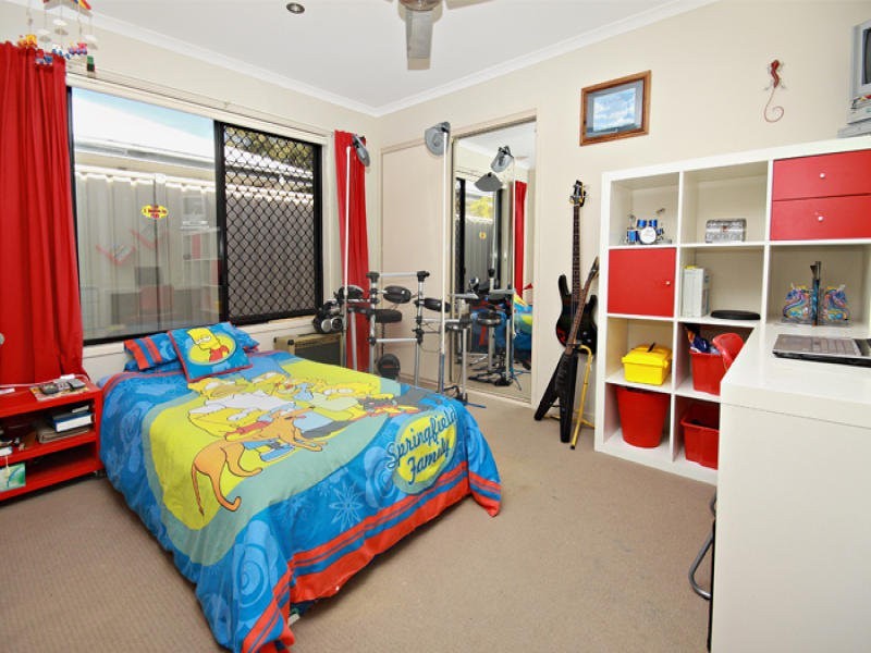 16 Sauger Crt, Mountain Creek QLD 4557