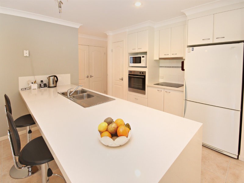 9 Dominica Pl, Kawana Island QLD 4575