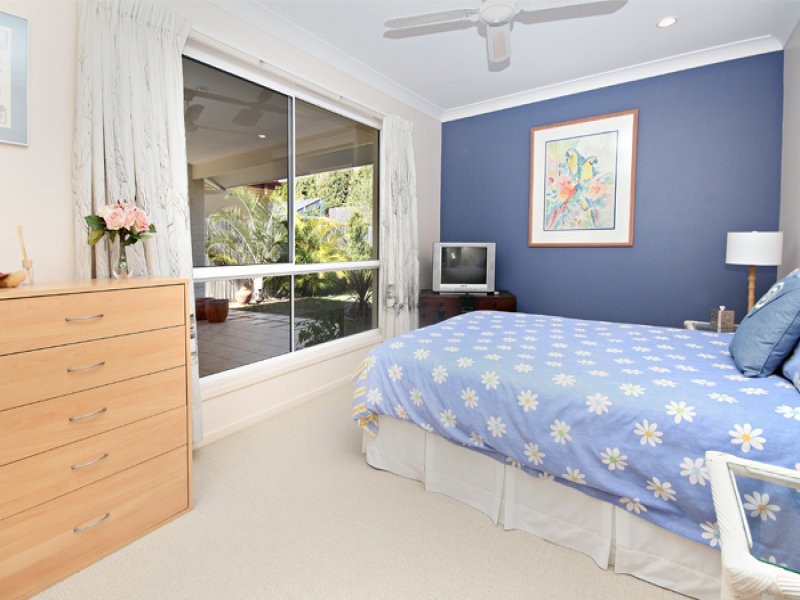 9 Dominica Pl, Kawana Island QLD 4575