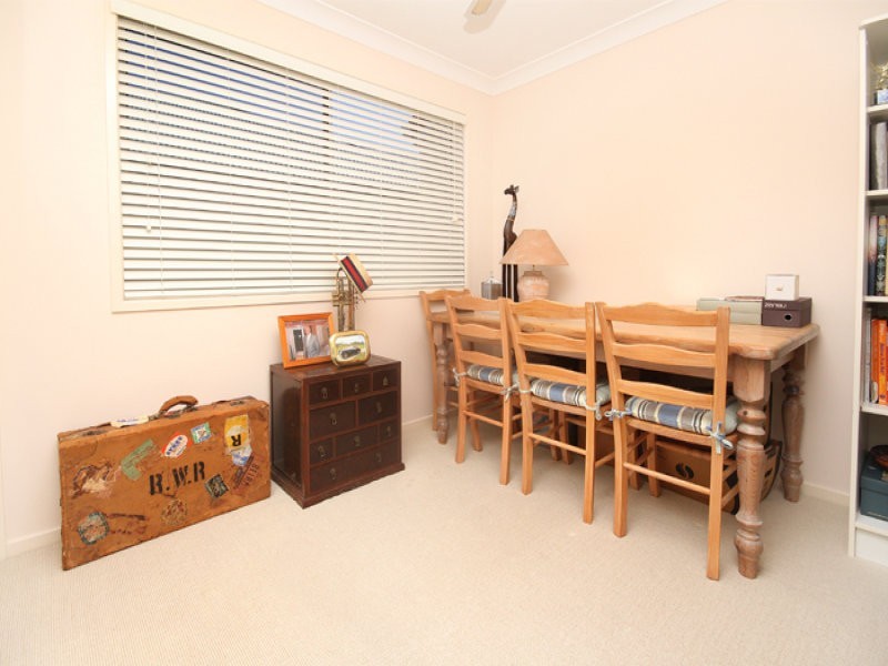 9 Dominica Pl, Kawana Island QLD 4575