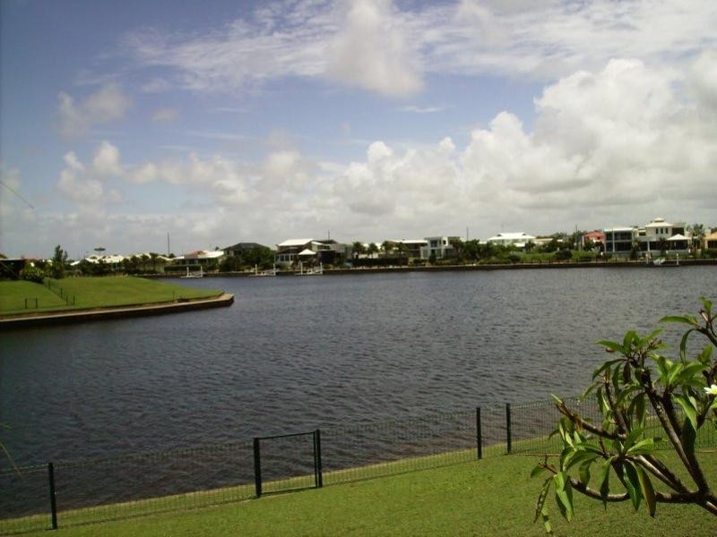 197/4 Melody Court, Warana QLD 4575