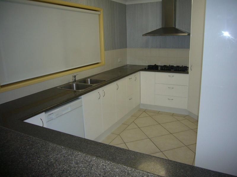 82 Lowanna Drive, Buddina QLD 4575