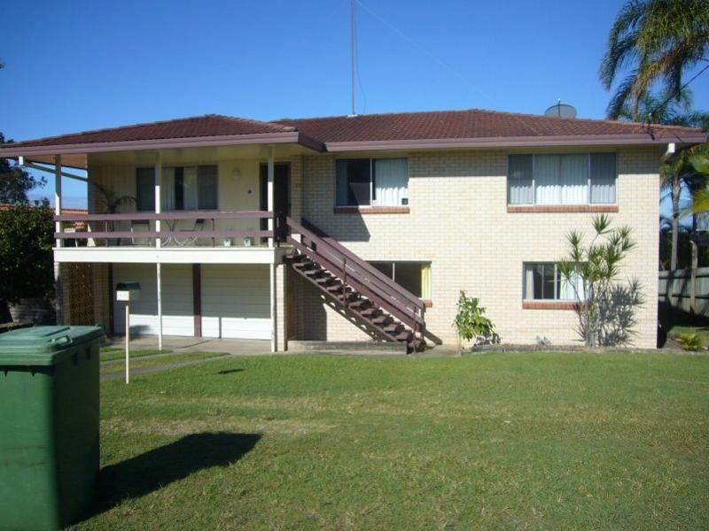 17 Lentara Street, Mooloolaba QLD 4557