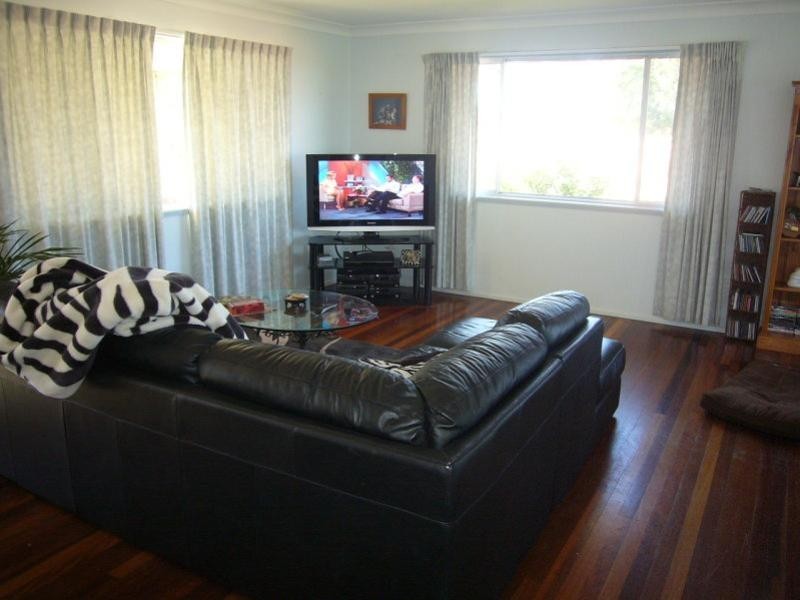 17 Lentara Street, Mooloolaba QLD 4557