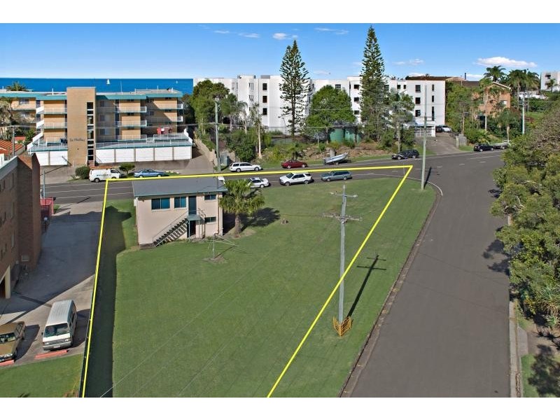 23-25 Edward Street, Alexandra Headland QLD 4572