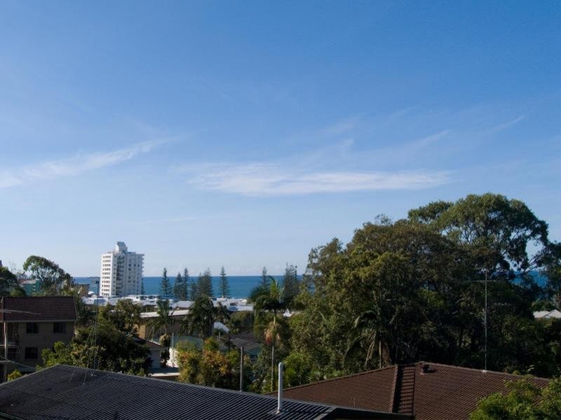 15A Camfield Street, Alexandra Headland QLD 4572