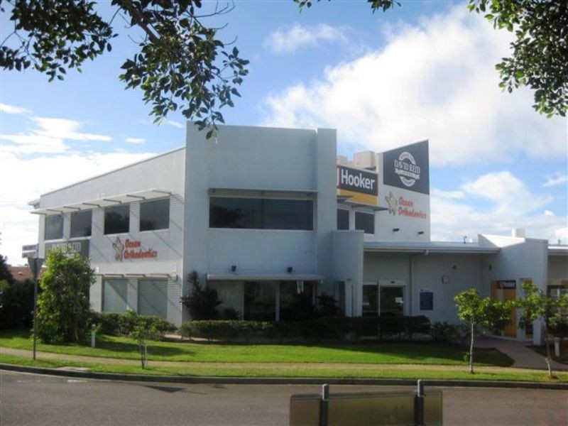 2 /1 Kawana Island Bvd, Warana QLD 4575