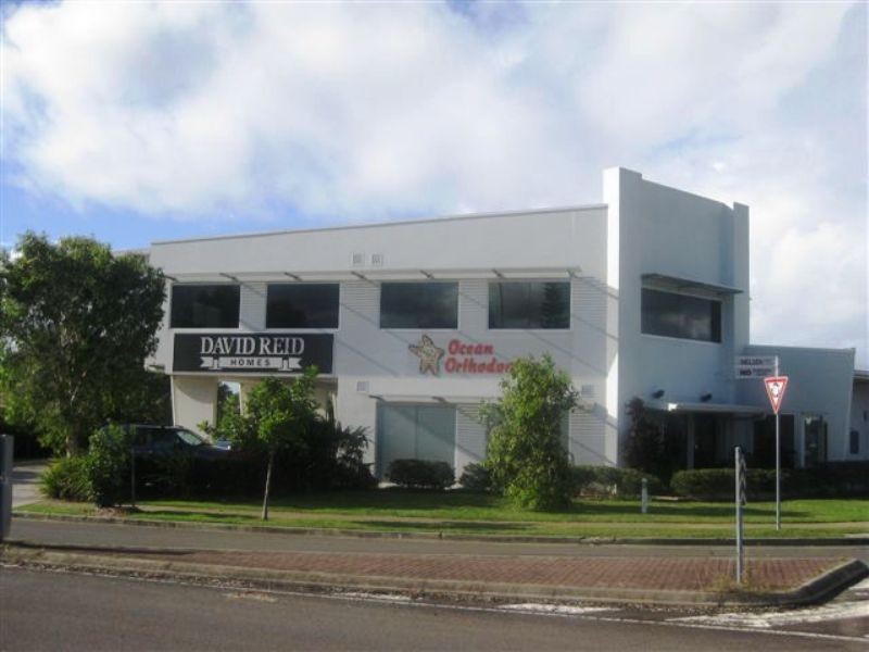 2 /1 Kawana Island Bvd, Warana QLD 4575