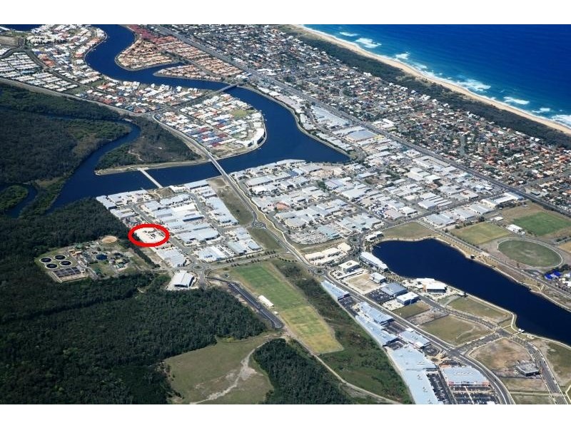10 & 11 / 7-9 Premier Circuit, Warana QLD 4575