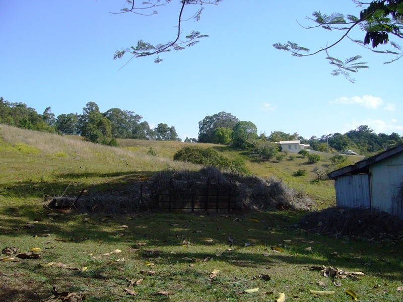 389 (2) Blackall Range Rd, West Woombye QLD 4559
