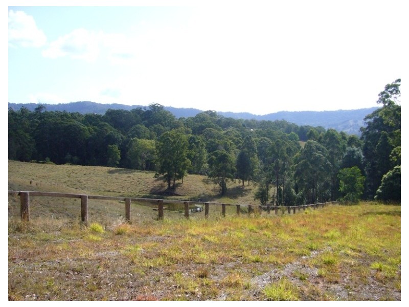 389 (3) Blackall Range Rd, West Woombye QLD 4559